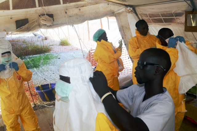 کشوری که به خاطر ابولا خالی از جمعیت شد