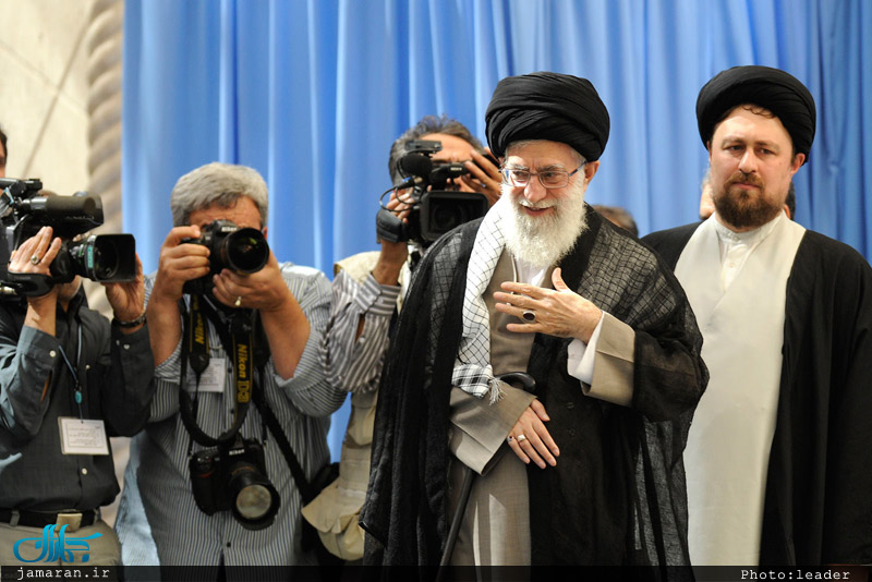 یکی از اصول امام خمینی، نفی اسلام امریکایی و اسلام داعشی است