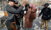 بدرفتاری پولیس پاکستان با پناهندگان افغان، باید فورا متوقف شود