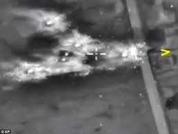 در حملات هوایی به رقه، ۳۲ تروریست داعش کشته شدند