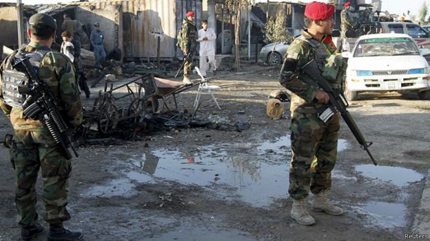 حمله مهاجمان به میدان هوایی قندهار، پس از ۲۰ ساعت پایان یافت