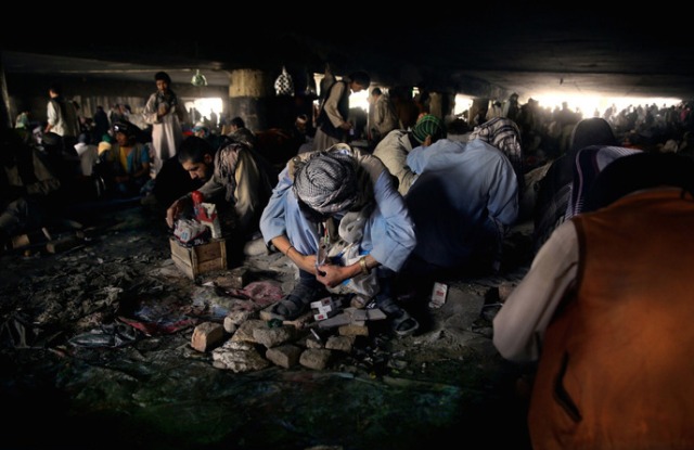 معتادین شهر کابل به کمپ فینیکس منتقل می شوند