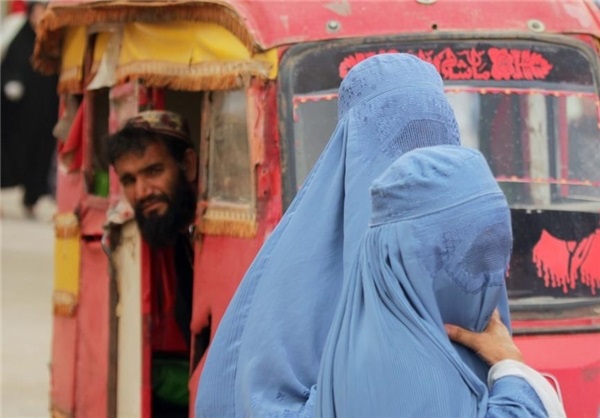 آیا وضعیت کنونی زن در افغانستان ریشه دینی دارد؟