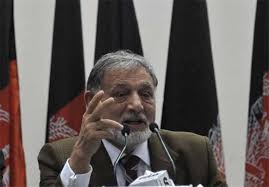 رییس کمیسیون انتخابات افغانستان استعفا داد