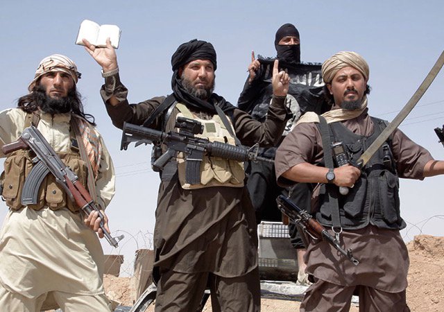داعش 45 عضو خود را زنده به گور کرد