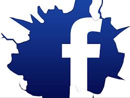 تجارت فیسبوک با پیامهای شخصی کاربران!