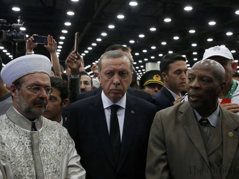 اردوغان قهر از مراسم تدفین محمد علی را توجیه کرد