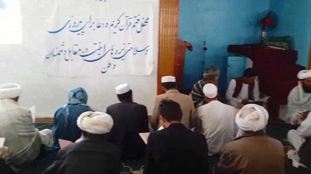 برگزاری ختم قرآن در دفاع از نیروهای امنیتی در غور