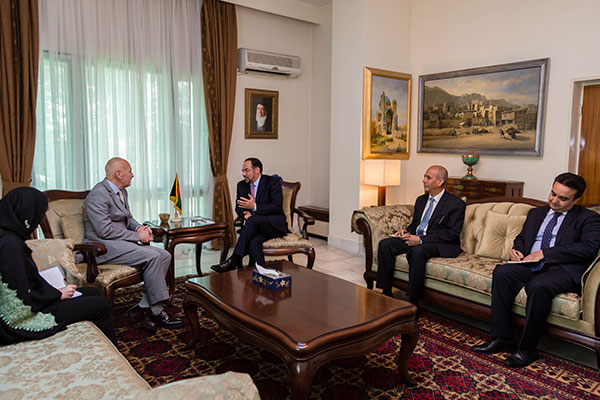 دیدار وزیر خارجه و نماینده ملکی ناتو برای افغانستان درباره نشست وارسا