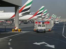 میدان هوایی دبی تعطیل شد