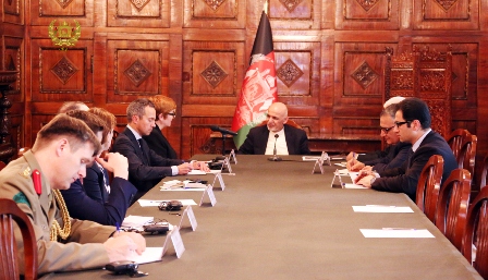 استرالیا در آوردن اصلاحات در نهادهای امنیتی با افغانستان همکاری می کند