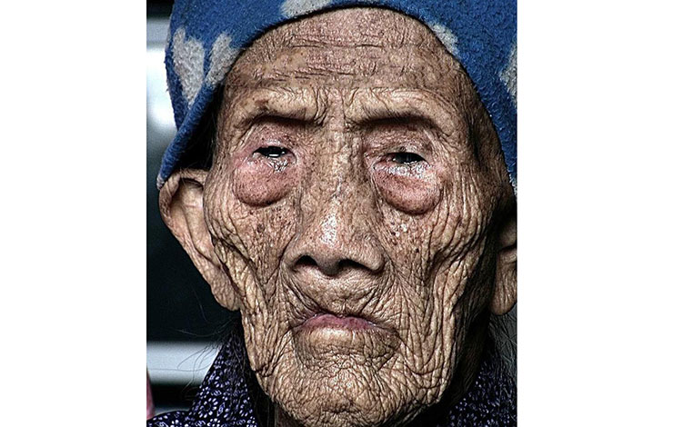 پیرمردی با 256 سال سن و 23 زن و 180 نوه