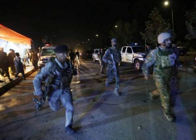 حمله انتحاری بردانشگاه امریکایی افغانستان در کابل/ همه عوامل انتحاری کشته شدند