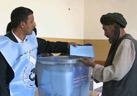 تک کرسی شدن حوزه‌های انتخاباتی افغانستان را به طرف بحران می‌برد