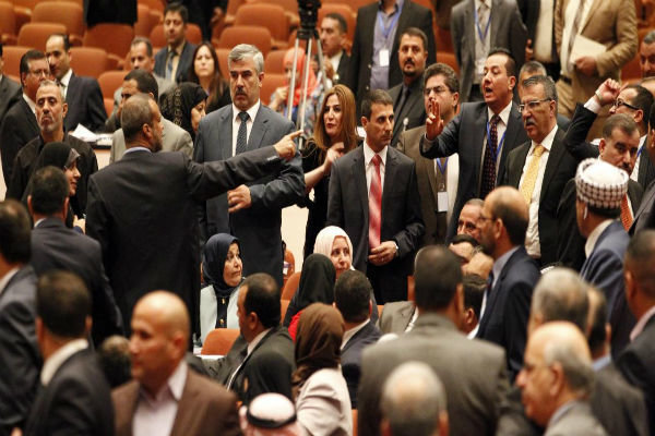 درگیری بین نمایندگان پارلمان عراق