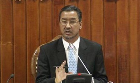 انتقاد رییس مجلس از کم کاری نمایندگان در کمیسیون‌ها