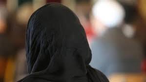 حمله به یک زن مسلمان در لندن