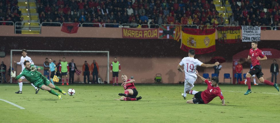 پیروزی 2-0 اسپانیا در خانه آلبانی