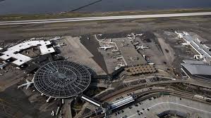 میدان هوایی بلینگهام آمریکا تخلیه شد