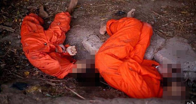 کودکان داعش دو نفر را اعدام کردند