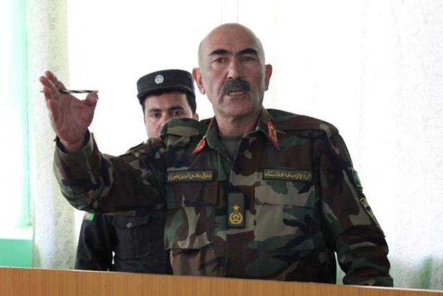فرمانده قول اردوی ۲۰۷ ظفر در سقوط چرخبال در بادغیس کشته شد