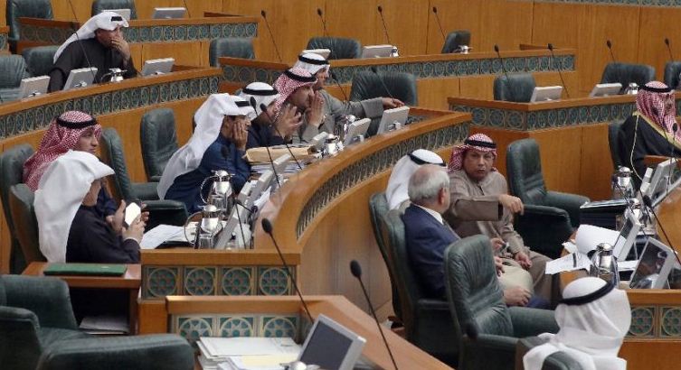 کسری بودجه کویت رکورد زد