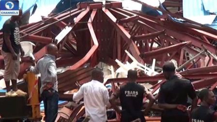 بر اثر فرو ریختن سقف یک کلیسا در نیجریا ۶۰ نفر کشته شدند