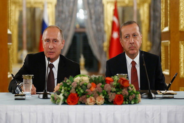 پوتین: روابطمان با ترکیه عادی می شود