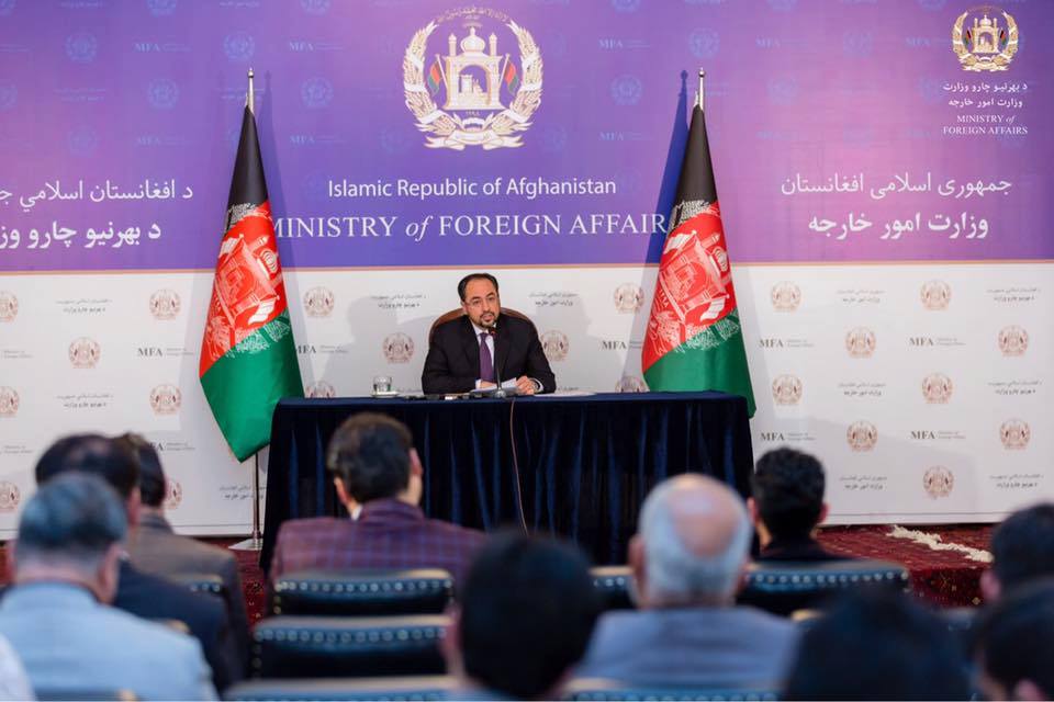 روند توزیع پاسپورت و شناسنامه برای شهروندان افغانستان درخارج از کشور آغاز شده است