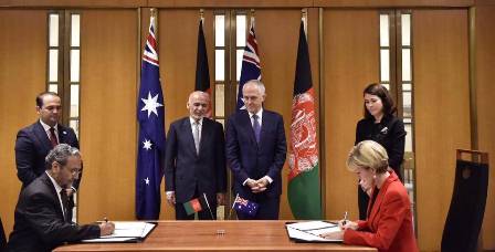 استرالیا ۳۲۰ میلیون دالر به افغانستان کمک می‌کند
