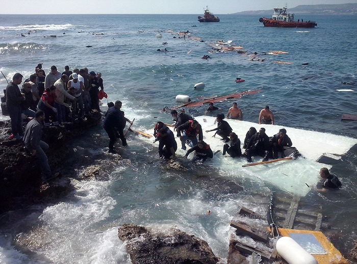 گارد ساحلی لیبیا، ۱۷۰ پناهجوی غرق شده در آب های این کشور را نجات داد