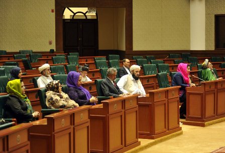 استجواب رییس کمیسیون اصلاحات اداری توسط مجلس سنا/ نادری به دلیل طرح سئوالات به زبان دری معذرت خواست