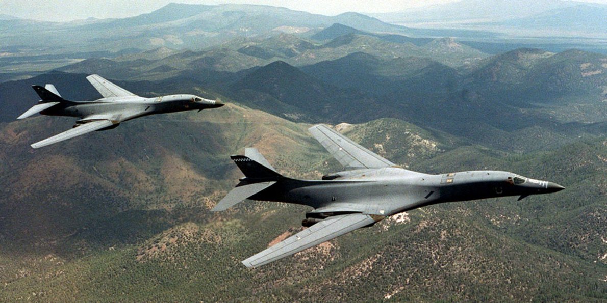 کوریای شمالی، پرواز دو جنگنده امریکا در منطقه را تحریک آمیز خواند