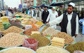 شکایت شهروندان از افزایش قیمت مواد خوراکی و میوه‌های خشک در بازارهای کشور