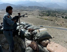 طالبان فرمانده یک پاسگاه پلیس در بادغیس را کشتند