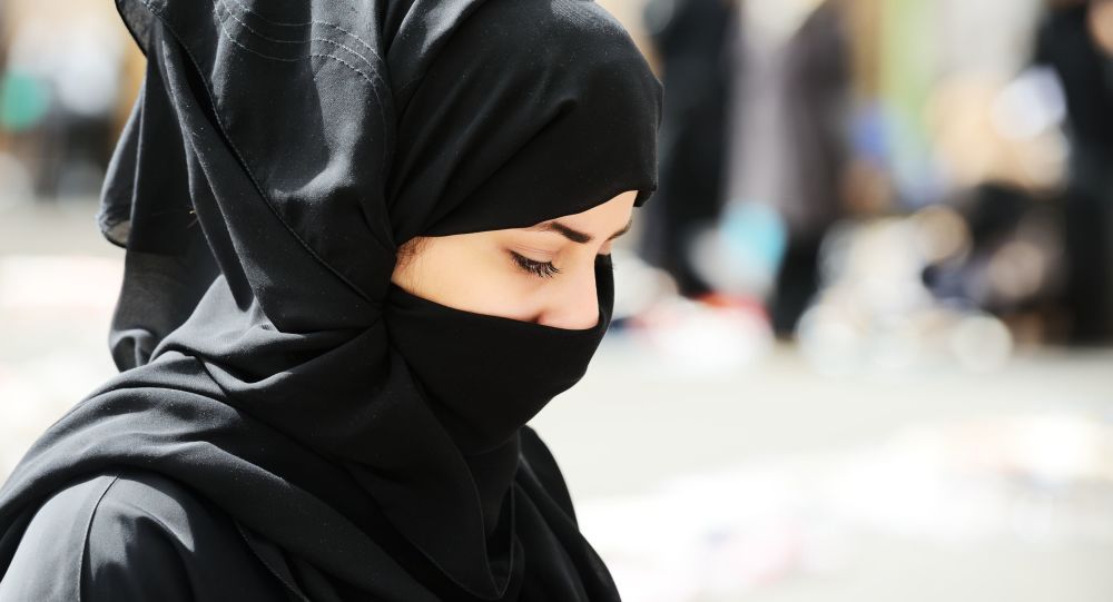 زن داعشی، همسرش را آتش زد