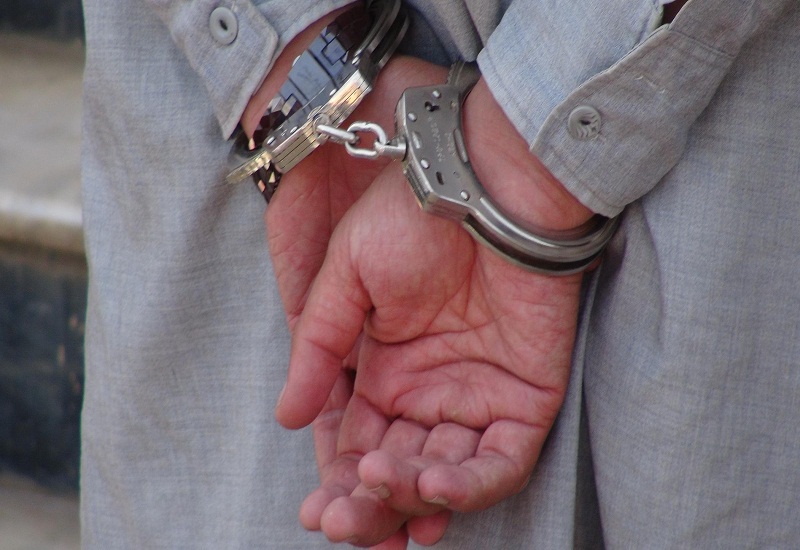 انتقال دهنده مواد مخدر به داخل زندان فیروزکوه دستگیر شد