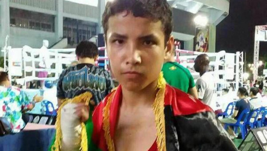 ورزشکار هراتی مدال طلای موی تای را به گردن انداخت