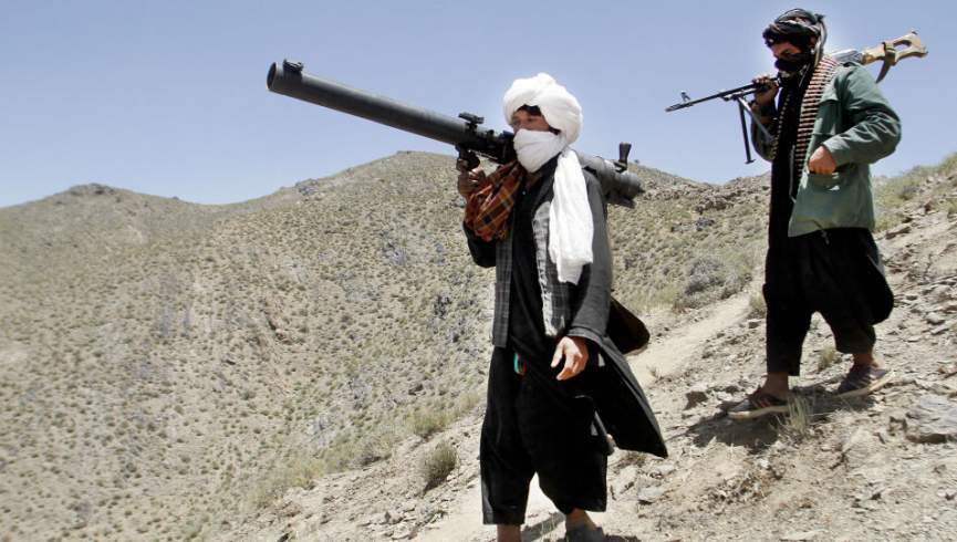 یک طالب مسلح در هرات به صلح پیوست