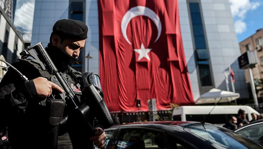 بازداشت ۱۰۰ نظامی در ترکیه به اتهام ارتباط با کودتا