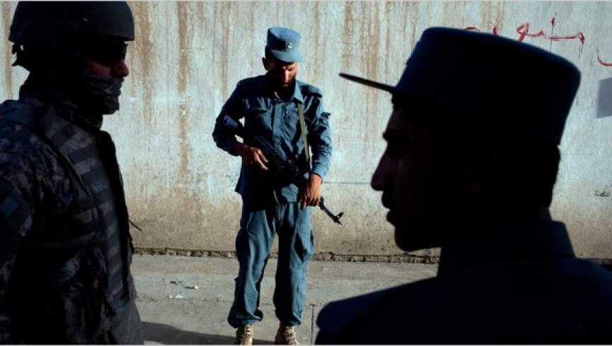 13 سرباز پولیس به جبهه طالبان بادغیس پیوستند