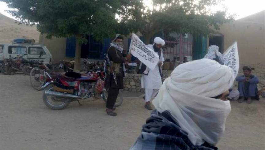 حمله طالبان سربازان پولیس را در مرکز فراه مجبور به عقب‌نشینی کرد