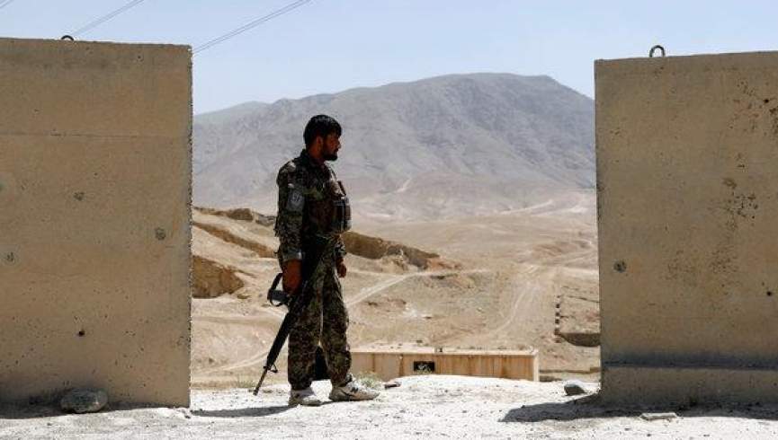 50 سرباز در ولسوالی تولک غور به طالبان تسلیم شدند