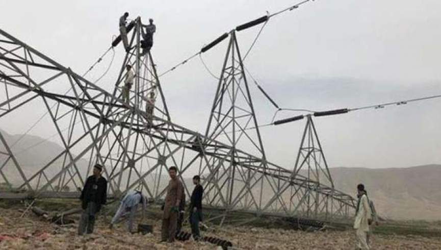 قطع برق کابل و نصف کشور؛ دولت باید برای جلوگیری از انهدام پایه‌های برق قطعه خاص ایجاد کند