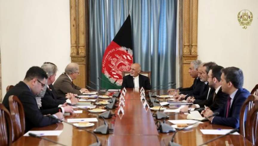 سفر جان ساپکو به افغانستان؛ غنی: حکومت افغانستان در بخش مبارزه با فساد پیشرفت خوبی داشته