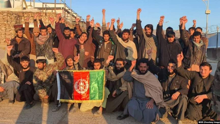 افغان کمانډویانو بادغیس کې د طالبانو له زندانه ۶۲ تنه راخوشي کړي