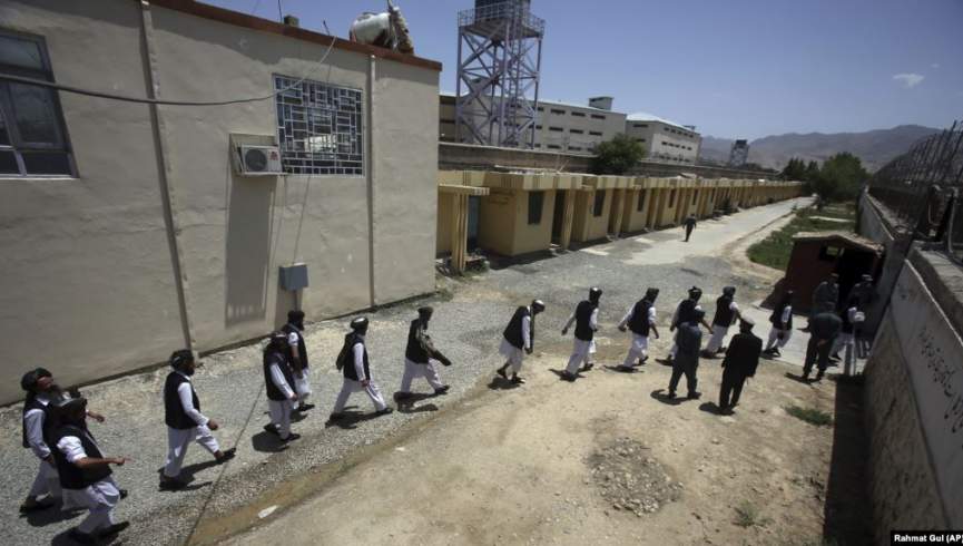 افغان حکومت د طالبانو ۱۰۰ زندانیان خوشي کړل