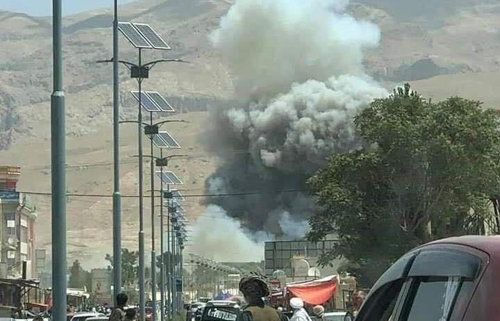 انفجار در مقابل ریاست امنیت ملی در شهر ایبک مرکز سمنگان