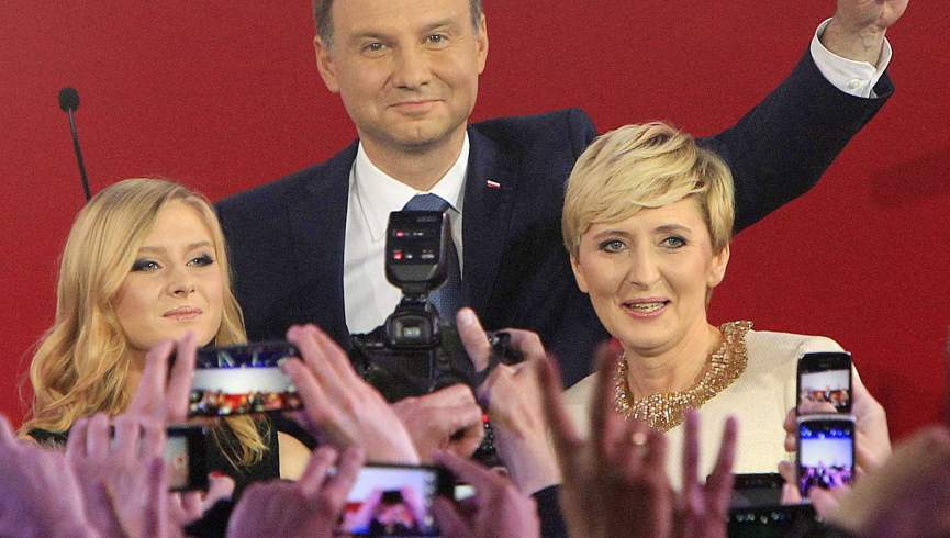 پایان انتخابات در لهستان؛ رئیس جمهور فعلی در سمتش ابقاء شد