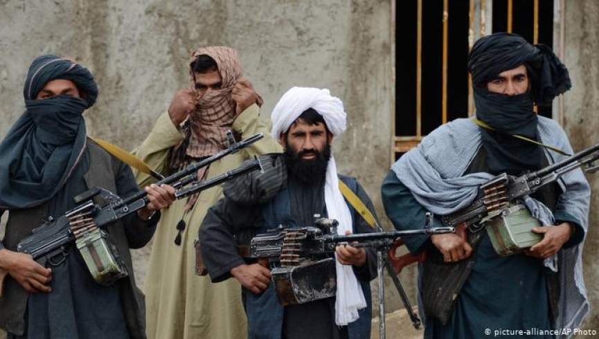 وزیر پیشین داخله: طالبان برای رهایی جنگجویان خارجی از زندان‌های افغانستان زیر فشار پاکستان قرار دارند
